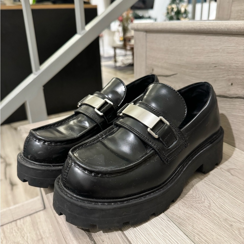 Vagabond Cosmo 2.0 with Buckle Hardware